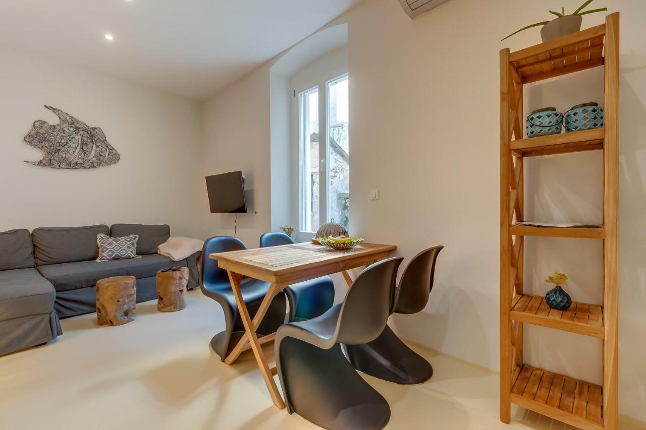 Apartments Argemonia Mali Lošinj Exteriér fotografie